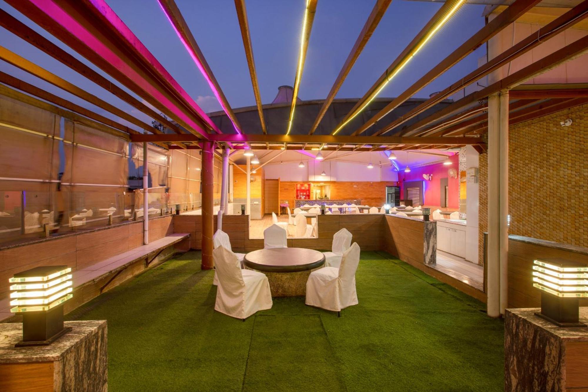 Super Townhouse Oak Jvh Hotel Bangalore Luaran gambar